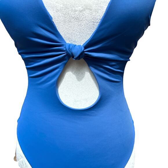 Andie The Santorini Swimsuit‎ Women Medium Blue One Piece Knot Cut Out NWT - Picture 5 of 13